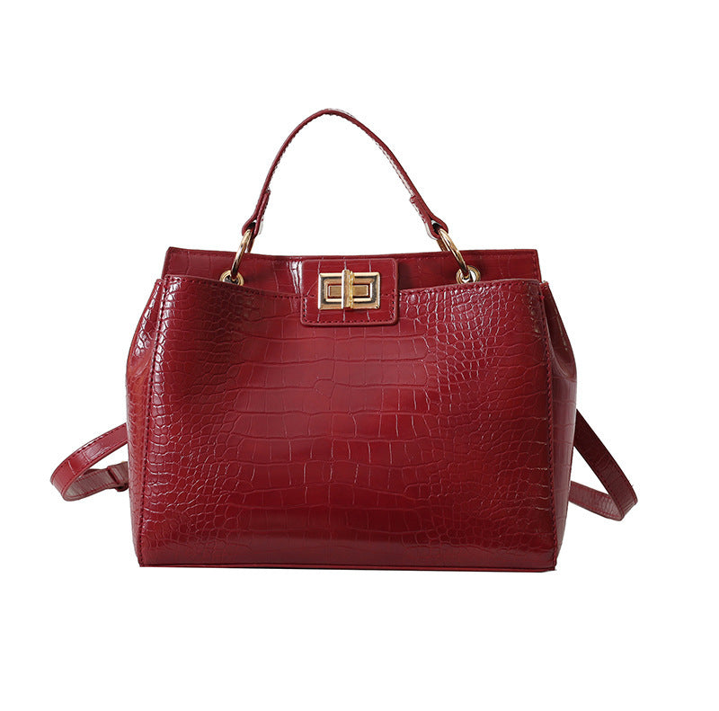 New Fashion Minority Design Retro Handbag Shoulder Western Style Messenger Bag