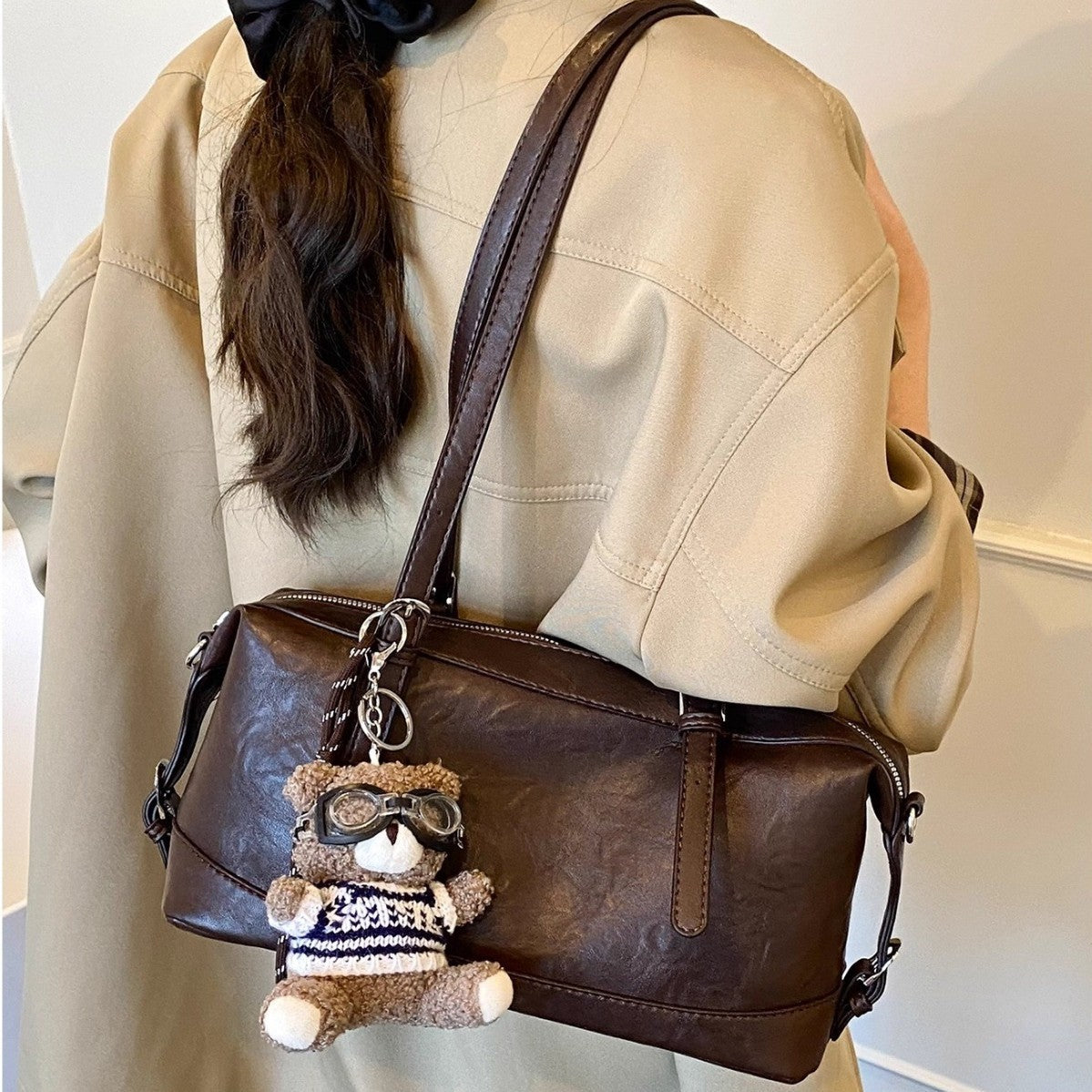 Weilan Pillow Bag Women's Retro Brown Oil Wax Leather Underarm Portable Shoulder Bag